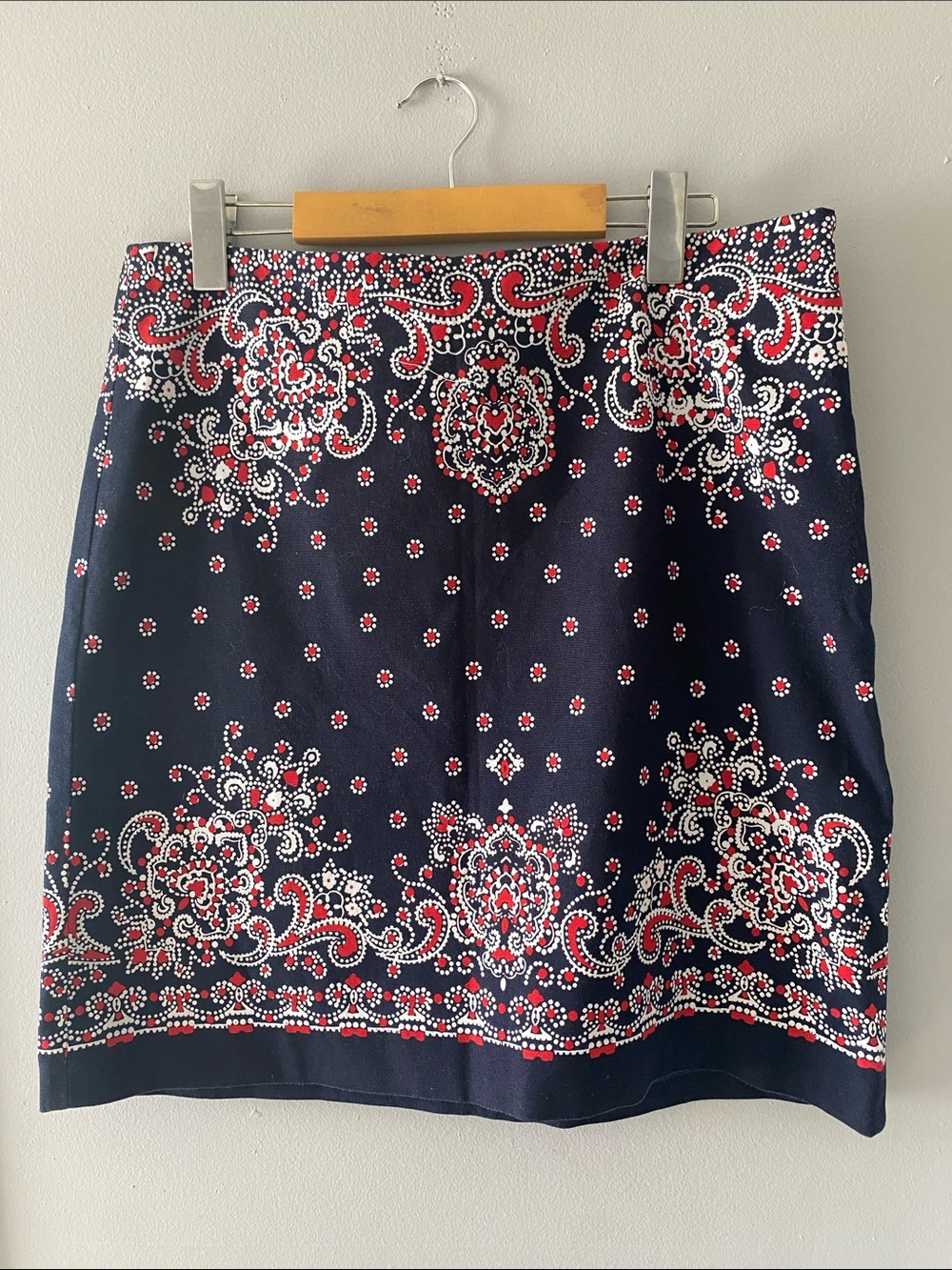 Talbots Navy Paisley Bandana Kerchief Print Summer Mini Skirt Women’s Size 10